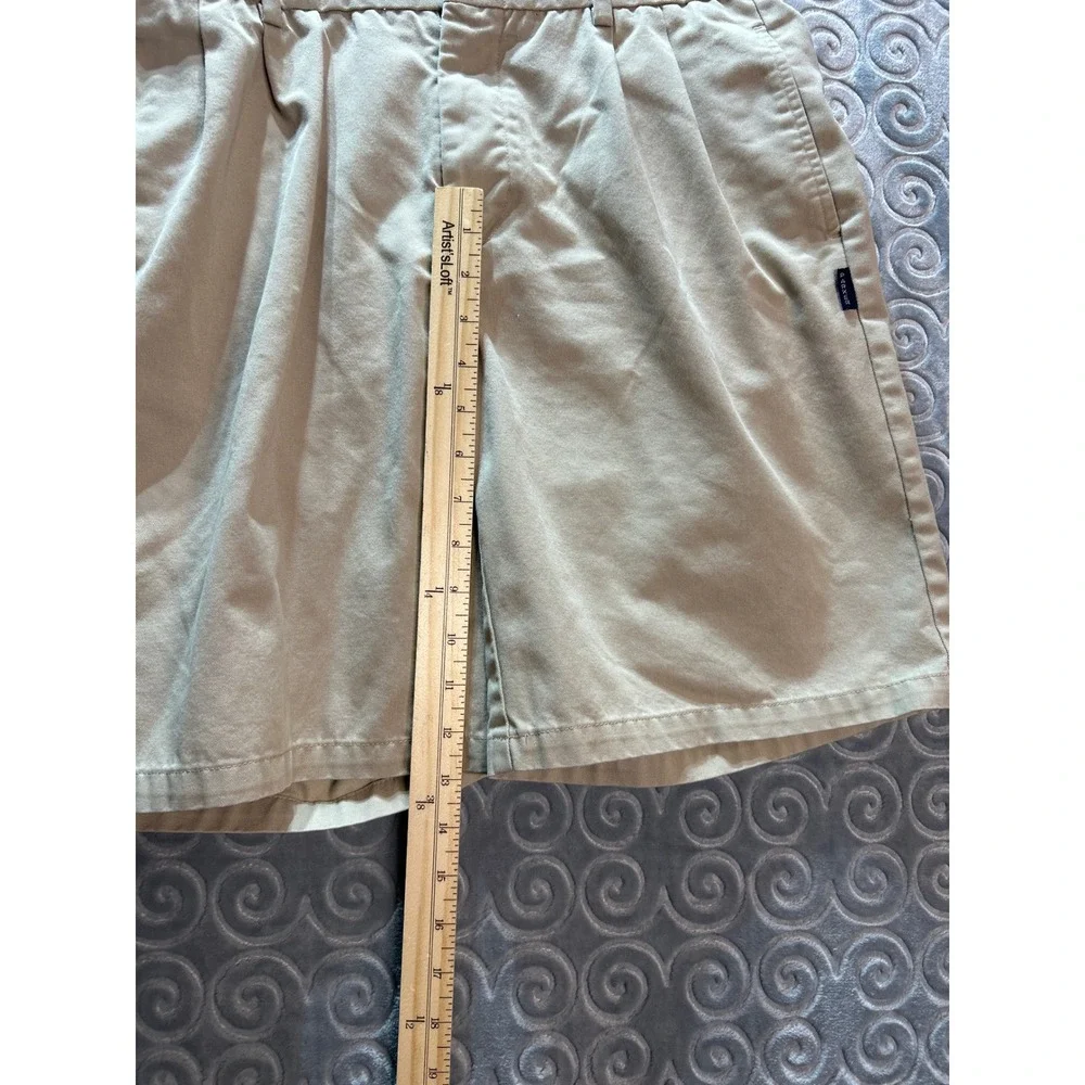 Parker Mens Khaki Pleated Shorts Size 31 Flat Front Casual Everyday **READ**‎